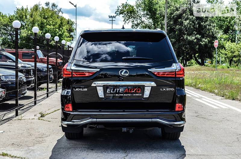 Позашляховик / Кросовер Lexus LX 2016 в Києві