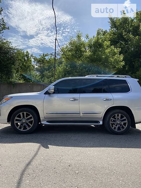 Внедорожник / Кроссовер Lexus LX 2013 в Харькове фото 7 Внедорожник / Кроссовер Lexus LX 2013 в Харькове
