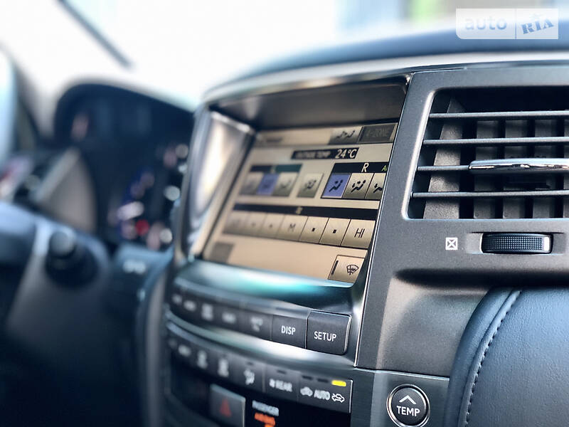 Позашляховик / Кросовер Lexus LX 2011 в Києві