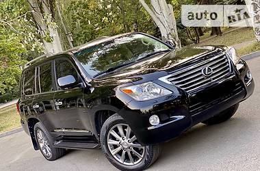 Внедорожник / Кроссовер Lexus LX 2010 в Днепре