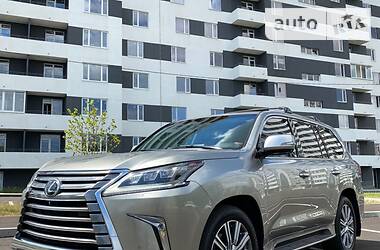 Внедорожник / Кроссовер Lexus LX 2017 в 