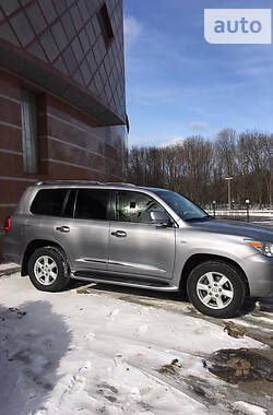 Внедорожник / Кроссовер Lexus LX 2008 в 