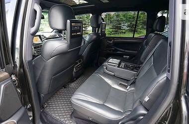 Внедорожник / Кроссовер Lexus LX 2015 в 