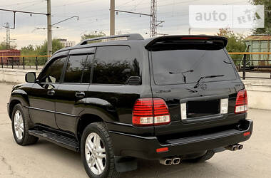 Внедорожник / Кроссовер Lexus LX 2006 в 
