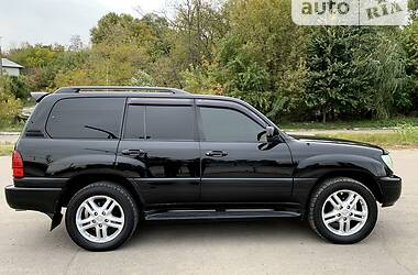 Внедорожник / Кроссовер Lexus LX 2006 в 