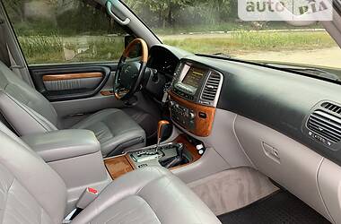 Внедорожник / Кроссовер Lexus LX 2006 в 