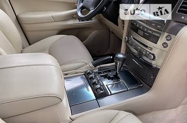 Внедорожник / Кроссовер Lexus LX 2008 в Киеве