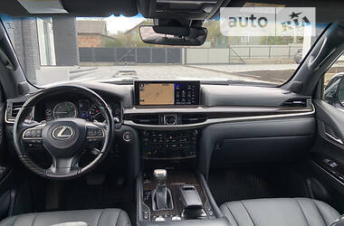 Внедорожник / Кроссовер Lexus LX 2018 в 