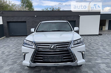 Внедорожник / Кроссовер Lexus LX 2018 в 