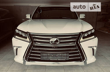 Внедорожник / Кроссовер Lexus LX 2018 в 