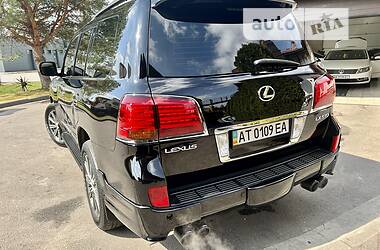 Внедорожник / Кроссовер Lexus LX 2008 в Ивано-Франковске