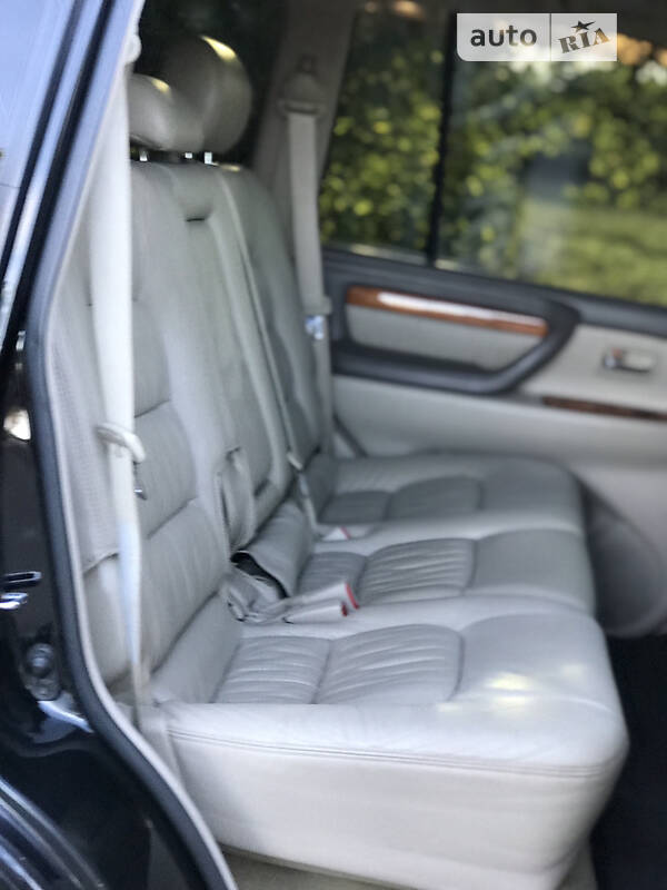 Позашляховик / Кросовер Lexus LX 2006 в Чернігові