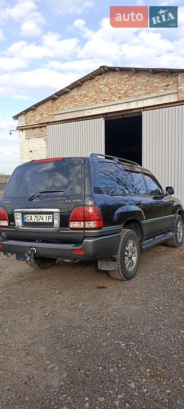Позашляховик / Кросовер Lexus LX 2005 в Ватутіному