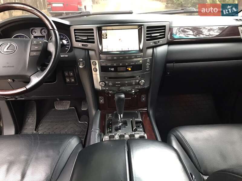 Позашляховик / Кросовер Lexus LX 2011 в Харкові