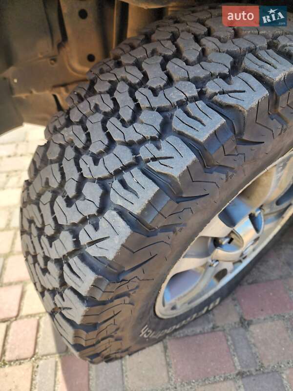 Внедорожник / Кроссовер Lexus LX 2004 в Новомиргороде фото 7 Внедорожник / Кроссовер Lexus LX 2004 в Новомиргороде