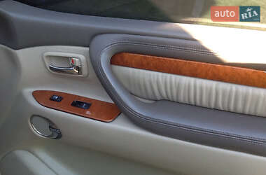 Внедорожник / Кроссовер Lexus LX 2005 в Киеве