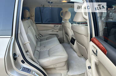 Позашляховик / Кросовер Lexus LX 2008 в 