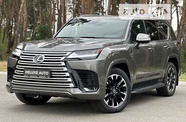 Внедорожник / Кроссовер Lexus LX 2023 в 