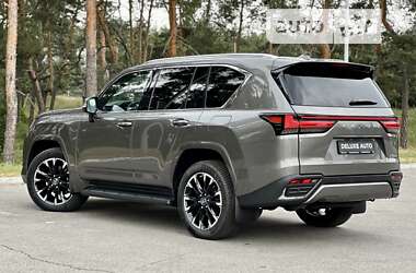 Внедорожник / Кроссовер Lexus LX 2023 в 