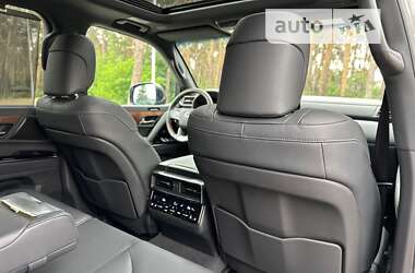 Внедорожник / Кроссовер Lexus LX 2023 в 