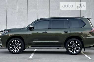 Внедорожник / Кроссовер Lexus LX 2021 в 