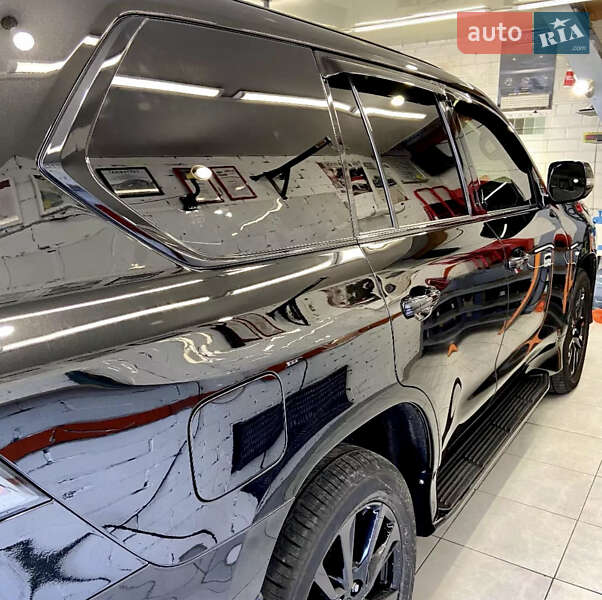 Внедорожник / Кроссовер Lexus LX 2019 в Киеве