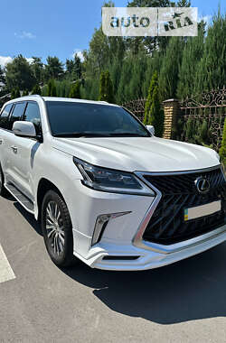 Внедорожник / Кроссовер Lexus LX 2017 в Киеве