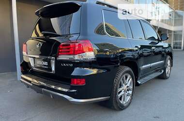 Внедорожник / Кроссовер Lexus LX 2013 в 