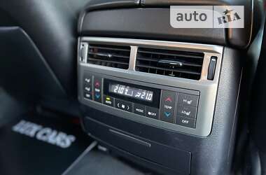 Внедорожник / Кроссовер Lexus LX 2013 в 