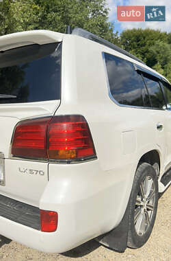 Внедорожник / Кроссовер Lexus LX 2011 в 