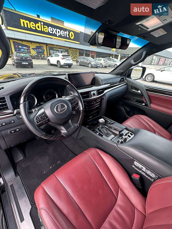 Позашляховик / Кросовер Lexus LX 2019 в Львові