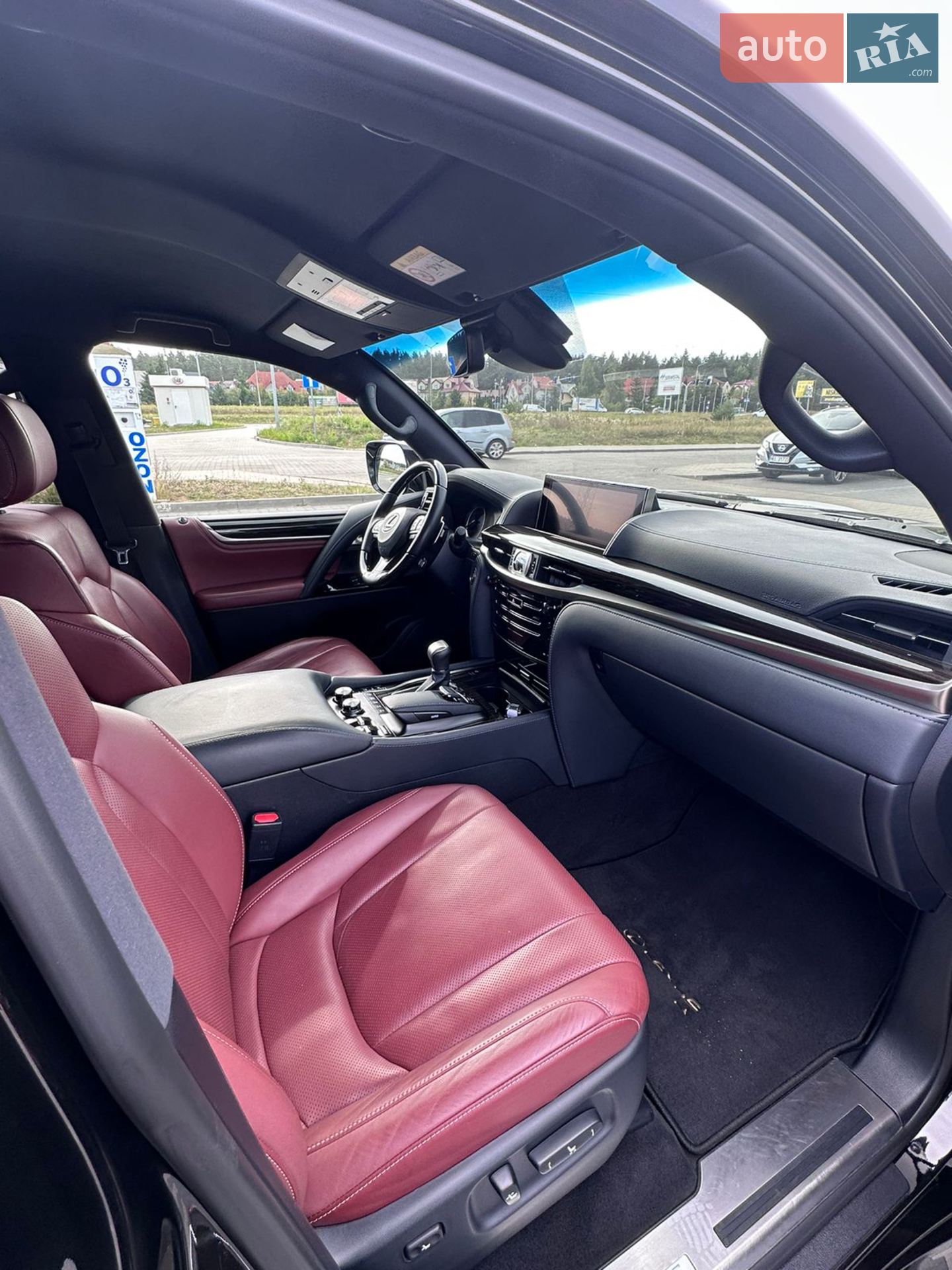 2019 Lexus LX - мініатюра 9