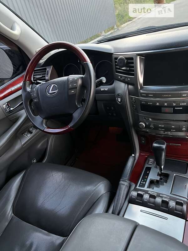 Позашляховик / Кросовер Lexus LX 2007 в Харкові