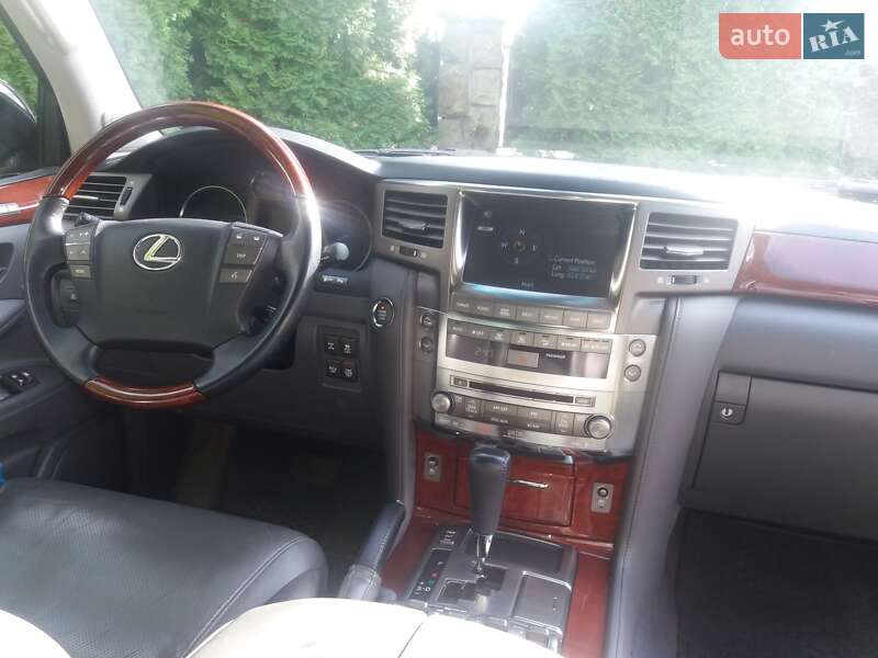 Позашляховик / Кросовер Lexus LX 2008 в Івано-Франківську фото 3 Позашляховик / Кросовер Lexus LX 2008 в Івано-Франківську