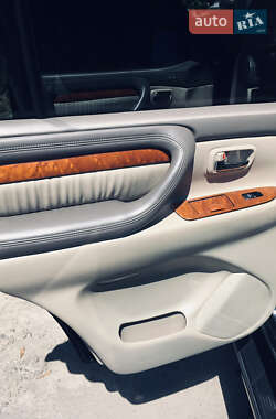 Внедорожник / Кроссовер Lexus LX 2005 в Киеве