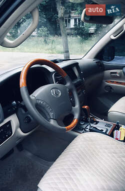Внедорожник / Кроссовер Lexus LX 2005 в Киеве