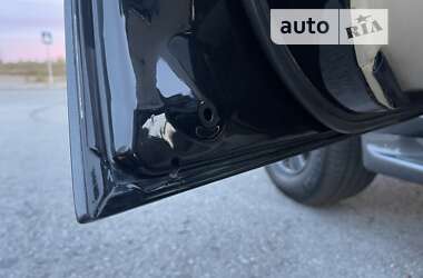 Внедорожник / Кроссовер Lexus LX 2005 в 