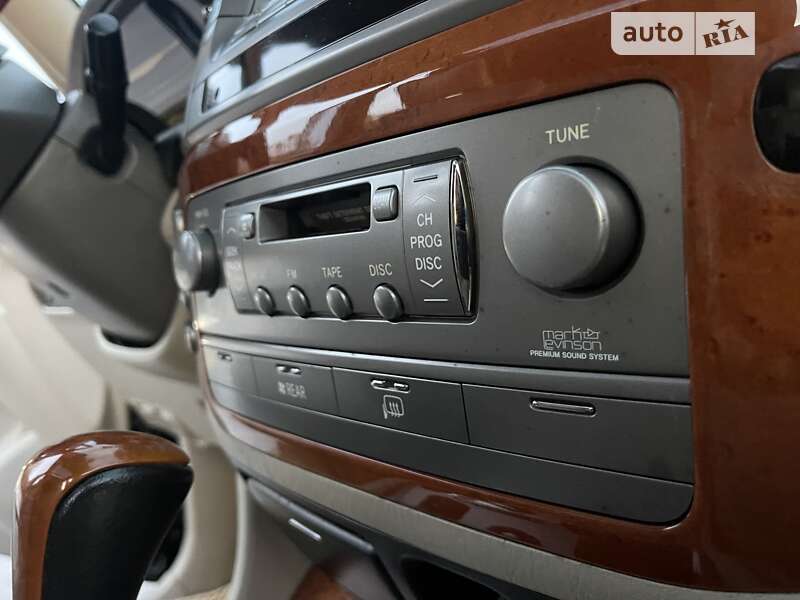Позашляховик / Кросовер Lexus LX 2005 в Києві
