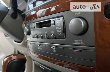 Внедорожник / Кроссовер Lexus LX 2005 в 