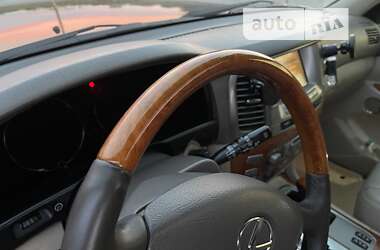 Внедорожник / Кроссовер Lexus LX 2005 в 