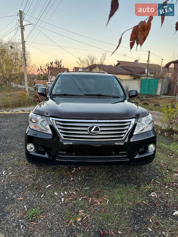 Позашляховик / Кросовер Lexus LX 2008 в Харкові