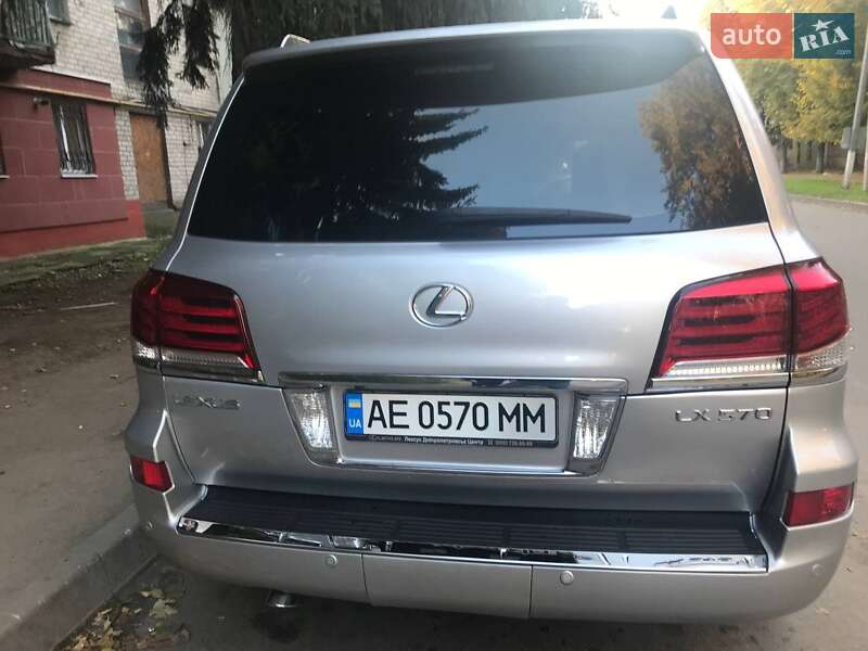 Внедорожник / Кроссовер Lexus LX 2008 в Вольногорске