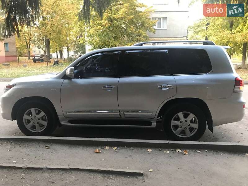 Внедорожник / Кроссовер Lexus LX 2008 в Вольногорске