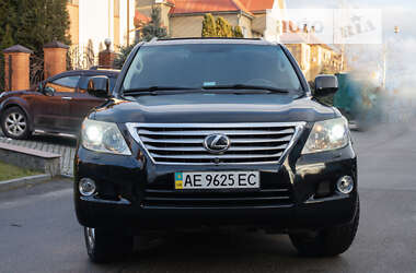 Позашляховик / Кросовер Lexus LX 2008 в Дніпрі