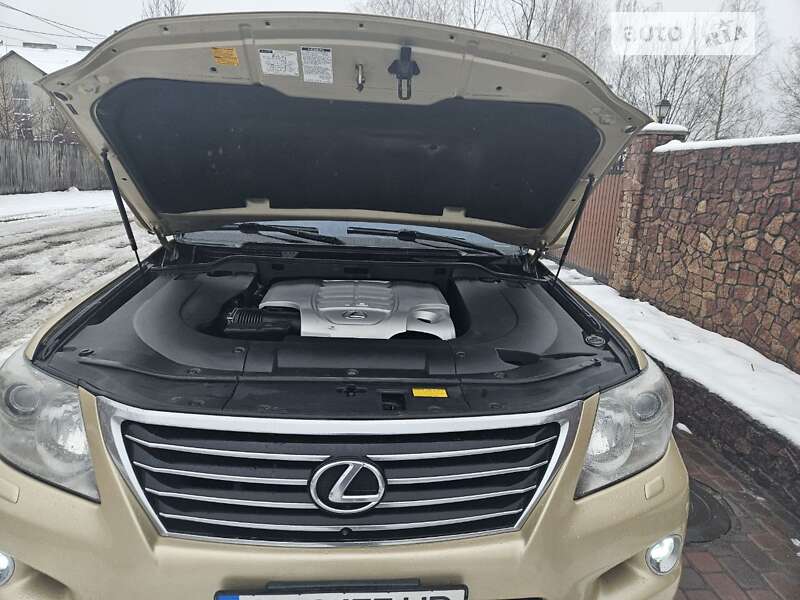 Внедорожник / Кроссовер Lexus LX 2008 в Житомире