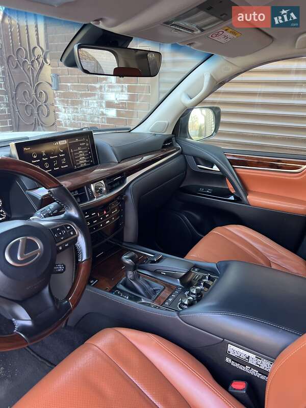 Lexus LX 2017 Lexus LX 2017