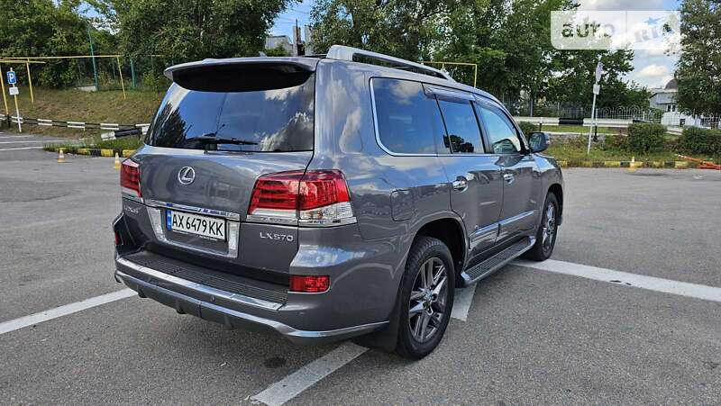 Внедорожник / Кроссовер Lexus LX 2013 в Харькове