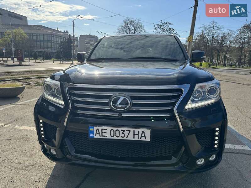 Внедорожник / Кроссовер Lexus LX 2014 в Днепре