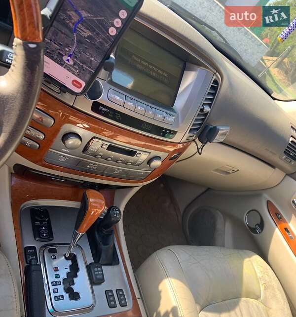 Позашляховик / Кросовер Lexus LX 2004 в Києві