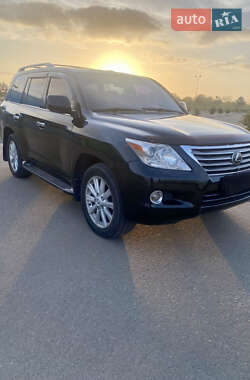 Внедорожник / Кроссовер Lexus LX 2008 в 